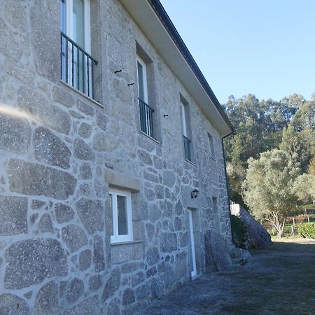 Casa Nos Penedos Guest House Arcos de Valdevez Exterior photo